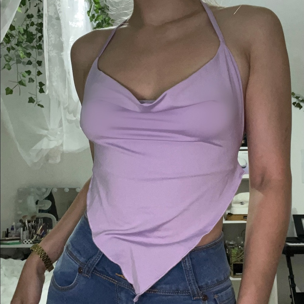Backless crop top - V hem